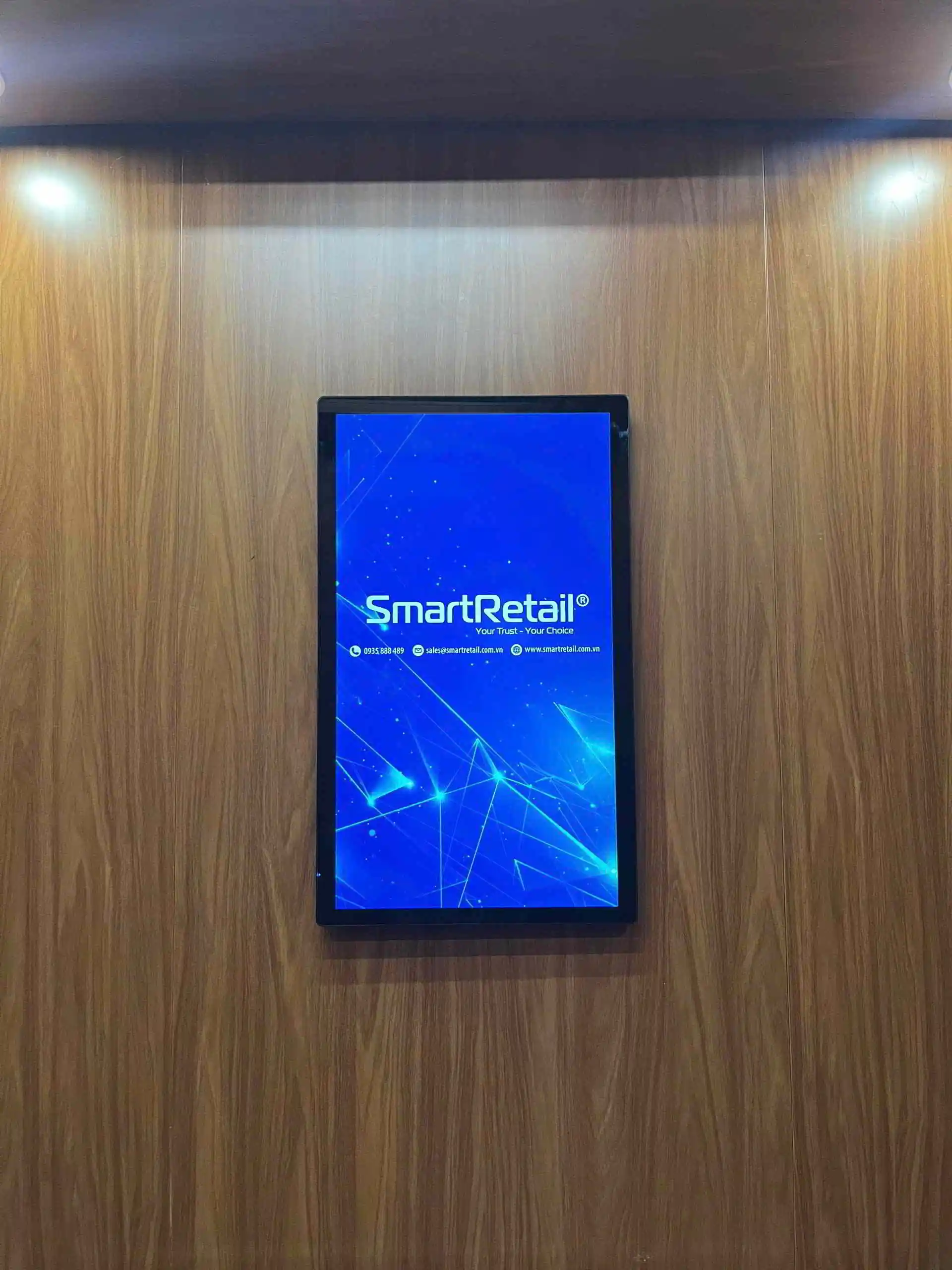 Man Hinh Quang Cao Thang May Lien Than Man Hinh Quang Cao Thang May Lien Than