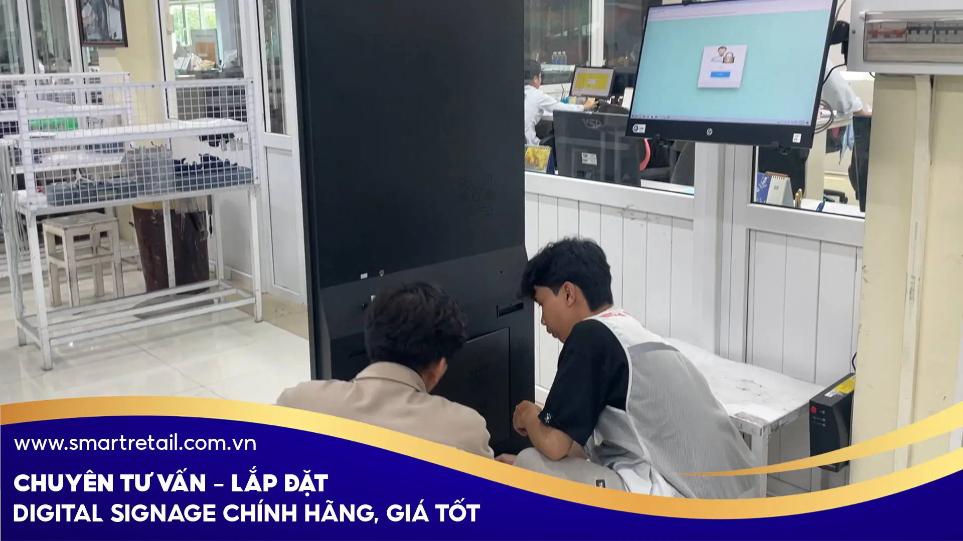 Liên hệ lắp đặt màn hình Standee điện tử tại SmartRetail  Liên hệ lắp đặt màn hình Standee điện tử tại SmartRetail