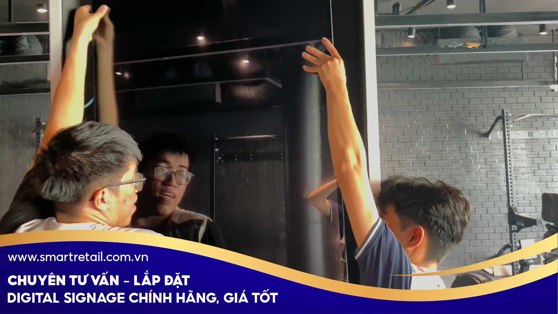 Màn hình quảng cáo treo tường LCD 55 inch | SmartRetail Màn hình quảng cáo treo tường LCD 55 inch