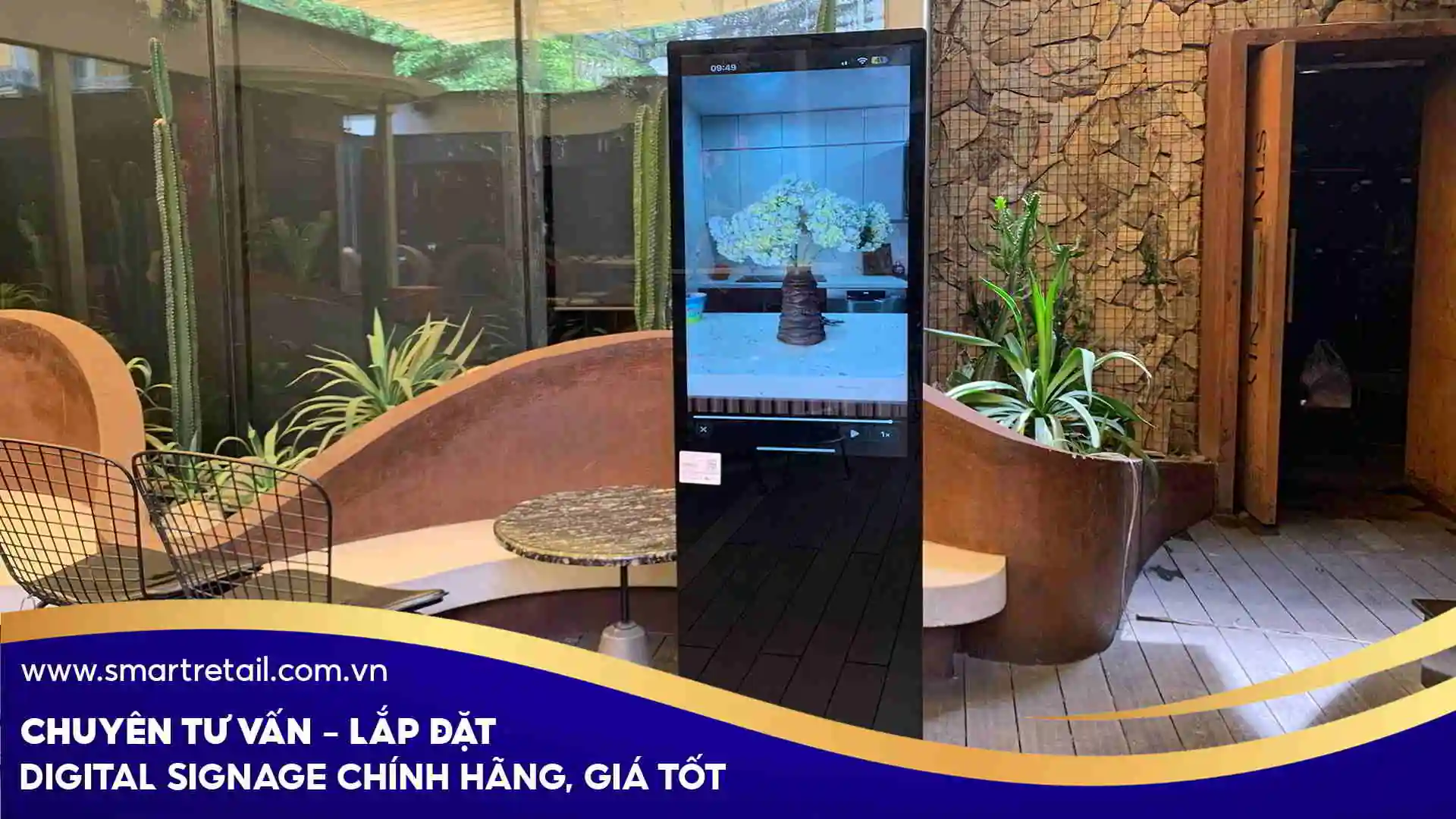 Lap Dat Man Hinh Quang Cao Chan Dung Lcd