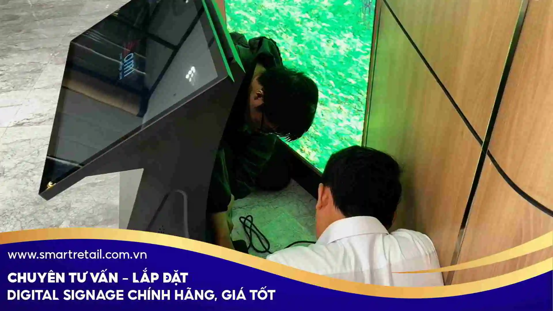 Lợi ích thực tế từ giải pháp màn hình cảm ứng chân quỳ | SmartRetail  Lợi ích thực tế từ giải pháp màn hình cảm ứng